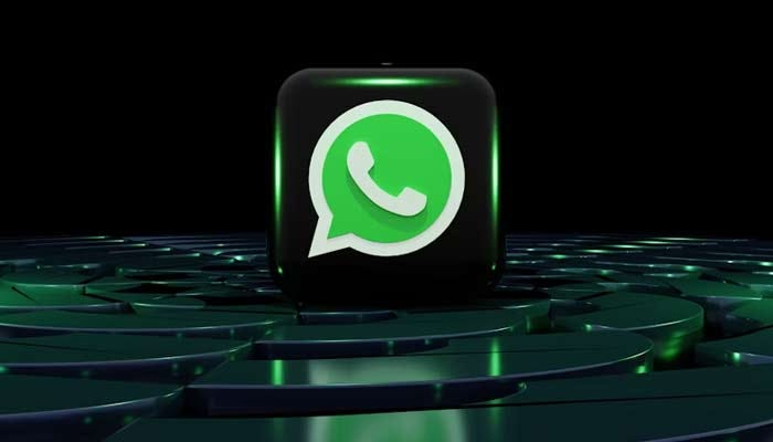 How do you use the 007 Address Book Generator? How do you import your address book into WhatsApp?